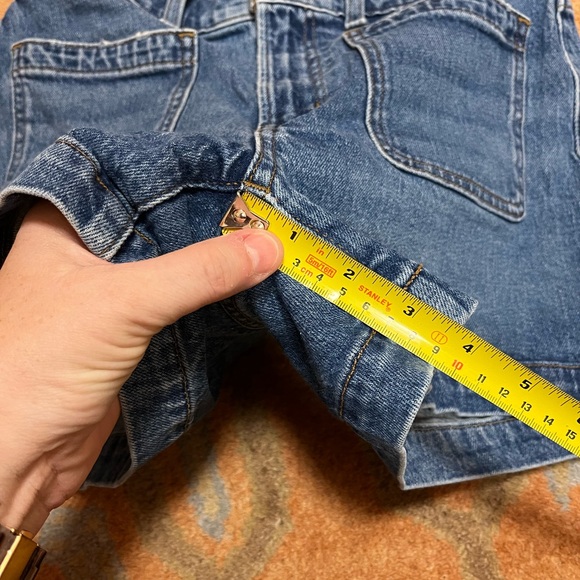 Madewell The Denim Elliot Dark Patch Pocket Jean Shorts - Picture 14 of 15